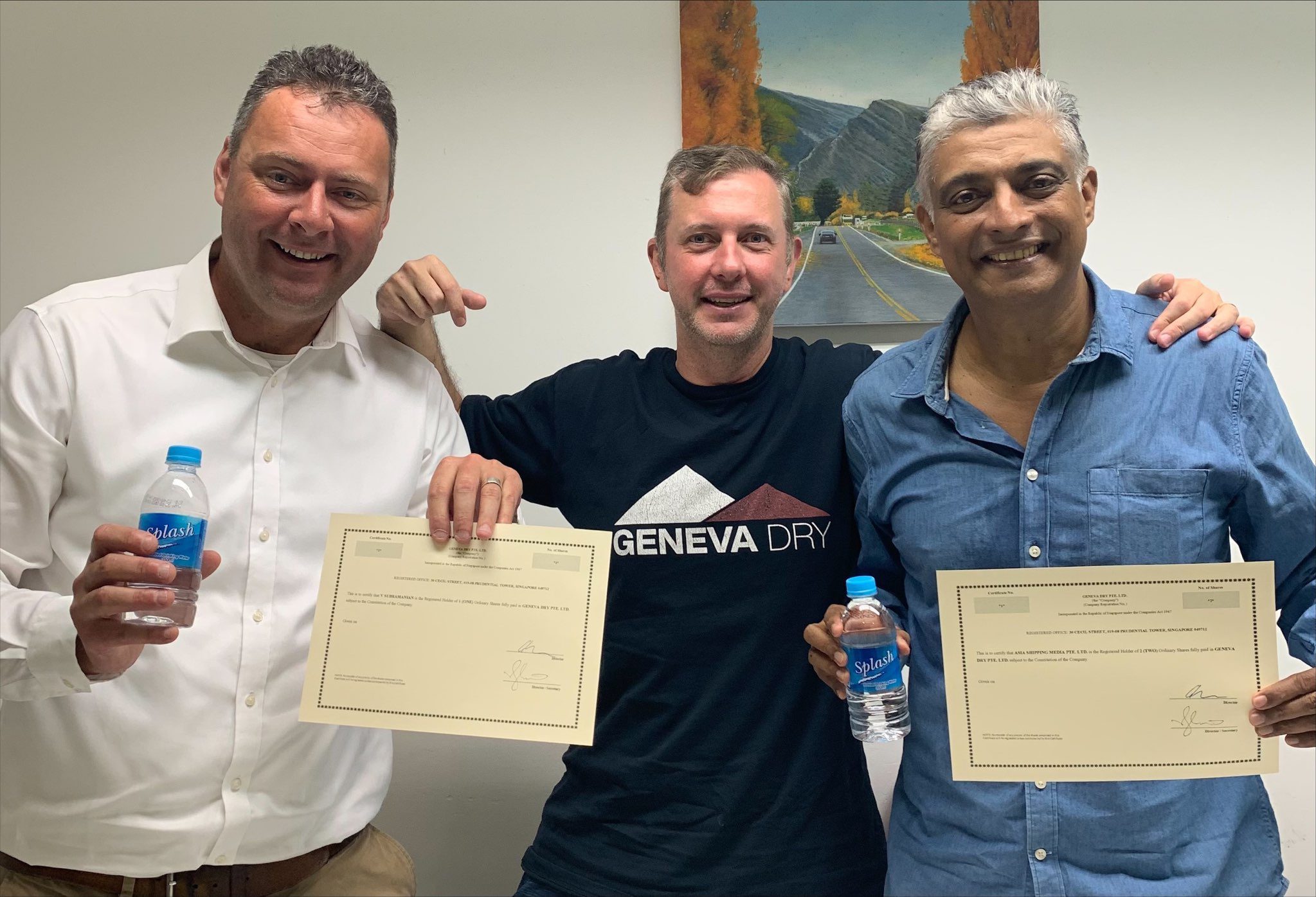 Les trois fondateurs de Genève Dry sur la création officielle de l'entreprise la semaine dernière. Sur la photo, de gauche à droite, Sam Chambers, Grant Rowles et V. Subramanian.