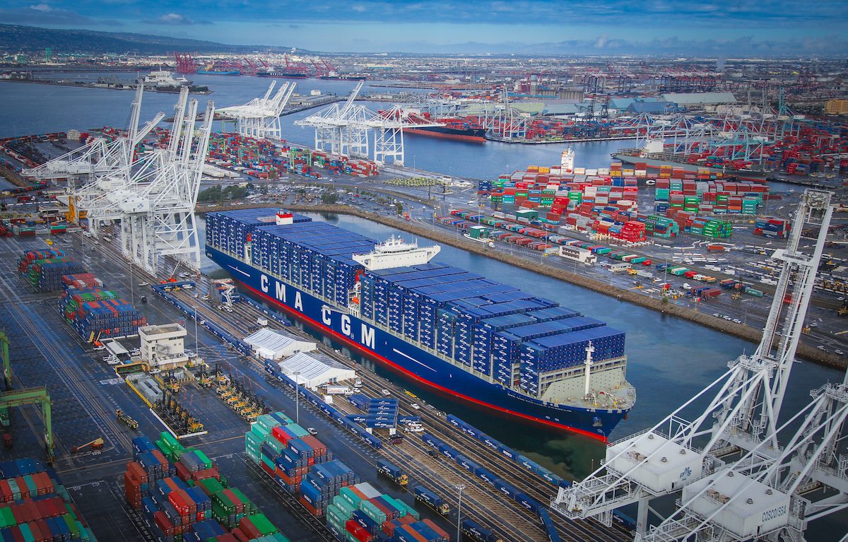 Le CMA CGM Benjamin Franklin au port de Long Beach pour son inauguration en février 2016. Crédit photo : Port de Long Beach